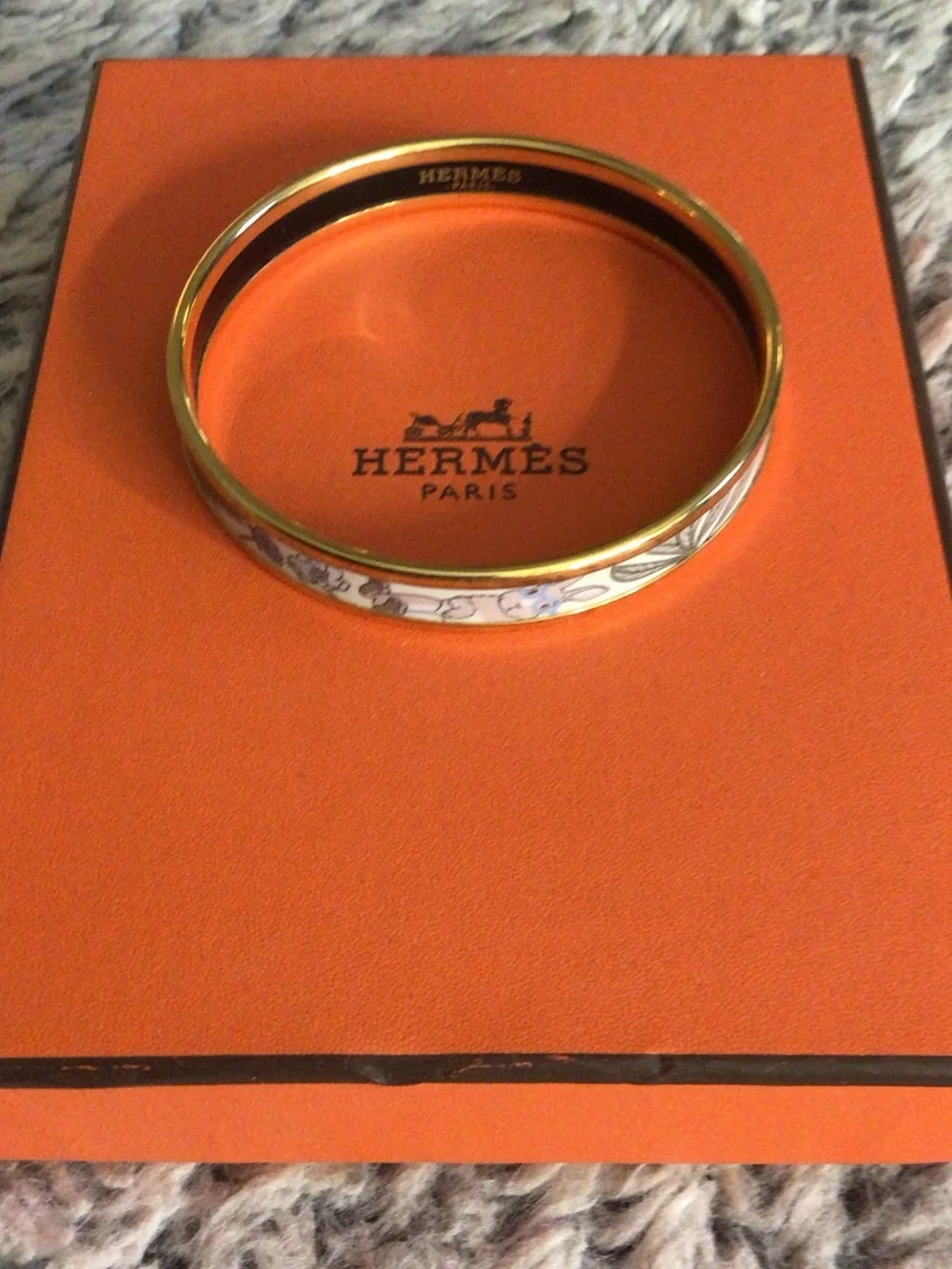 Designer Inspo Enamel Bangle - Picture 1 of 7
